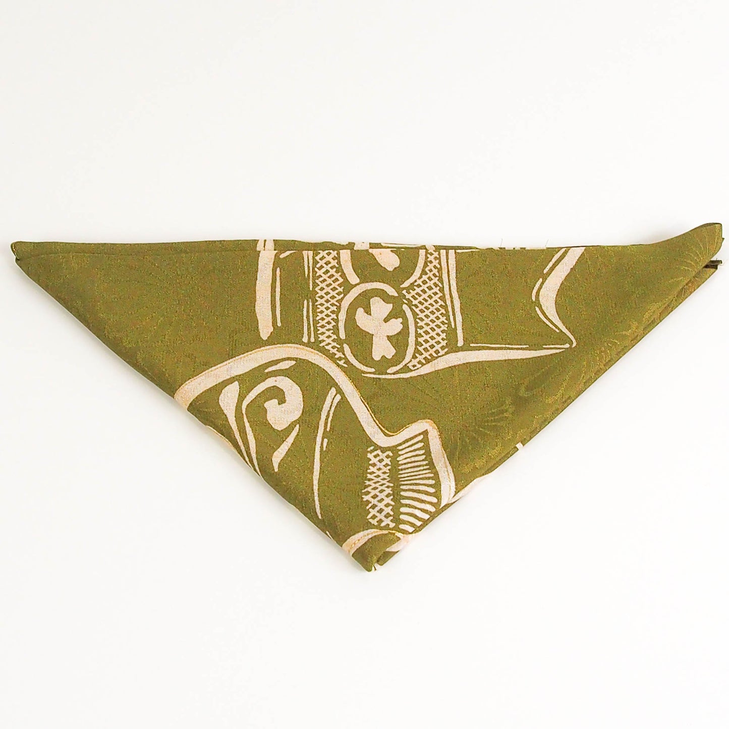 Green Rinzu Furoshiki with Vase Design
