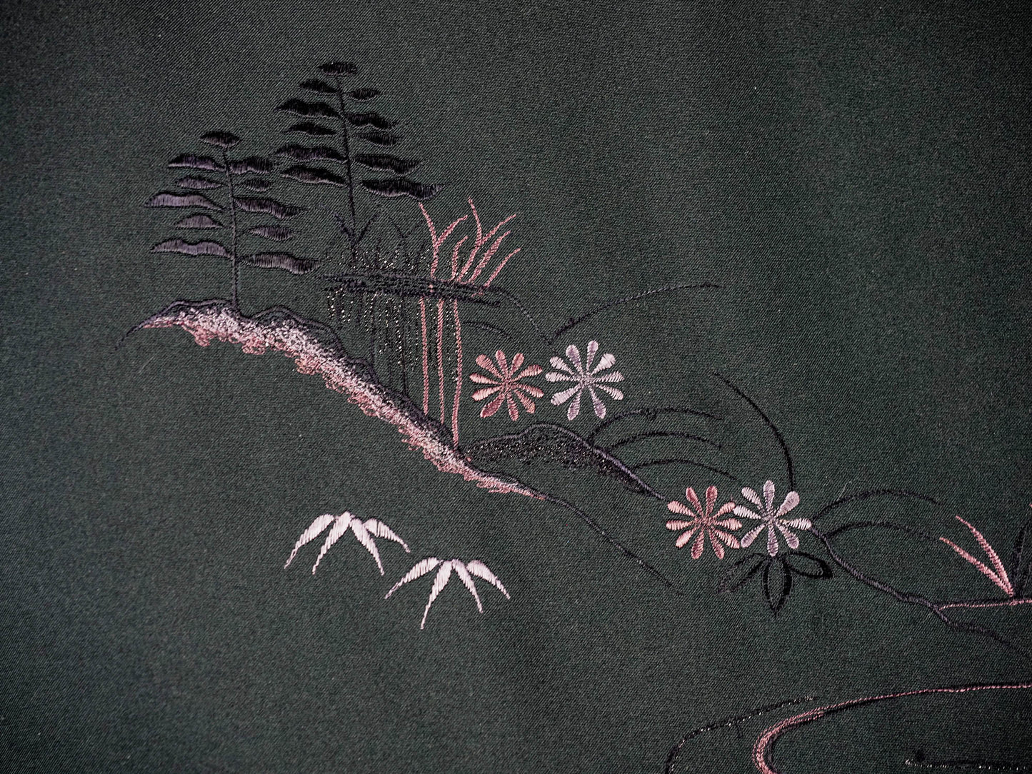 Embroidered Landscape Motif Haori